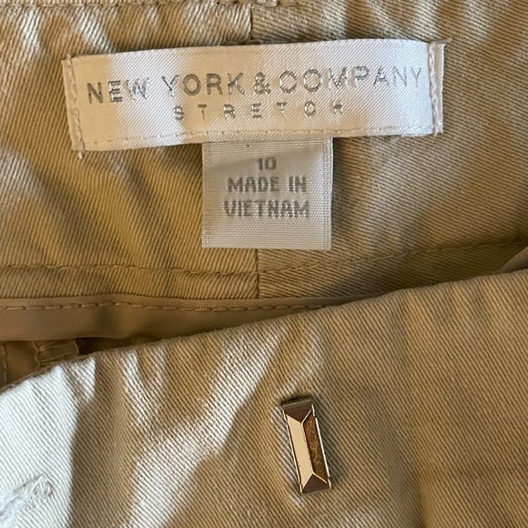New York and Company Stretch, Size 10, Crop/ Tan - Picture 3 of 3